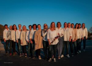Havfruene-the-Mermaids-choir-from-Berg-Church-in-Norway
